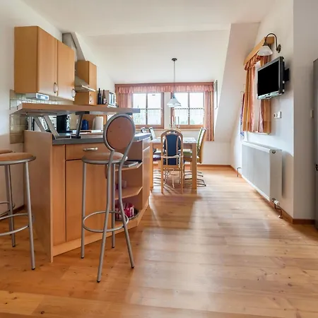 In Near Slopes Apartment *